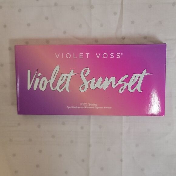VIOLET VOSS  Violet Sunset Eyeshadow and Pressed Pigment Palette - Picture 3 of 6